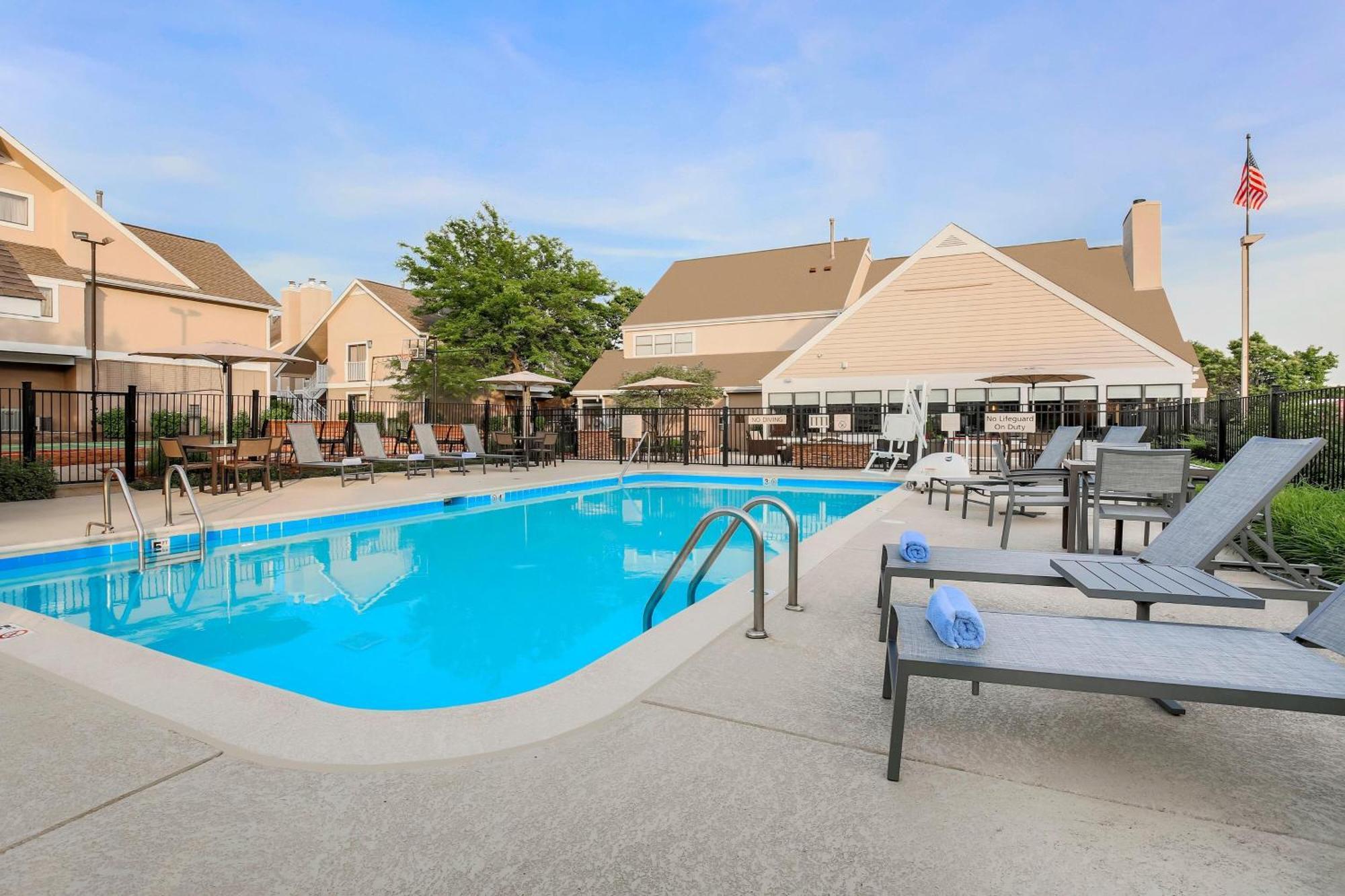 Residence Inn Chicago Дирфилд Экстерьер фото