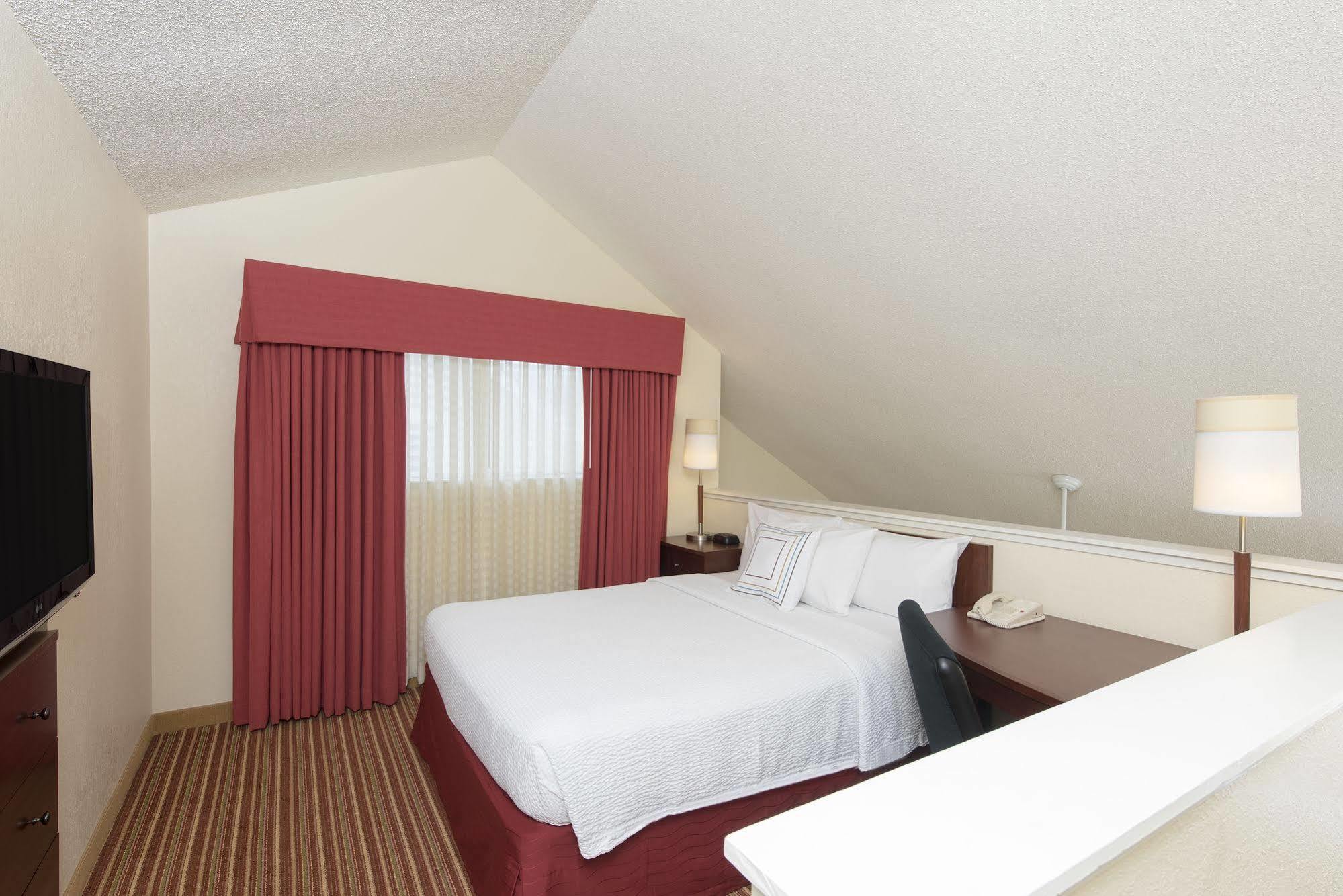 Residence Inn Chicago Дирфилд Экстерьер фото